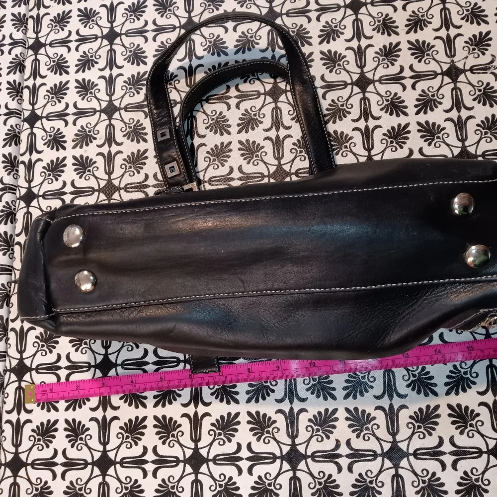Perlina Leather Purse - Picture 5 of 6